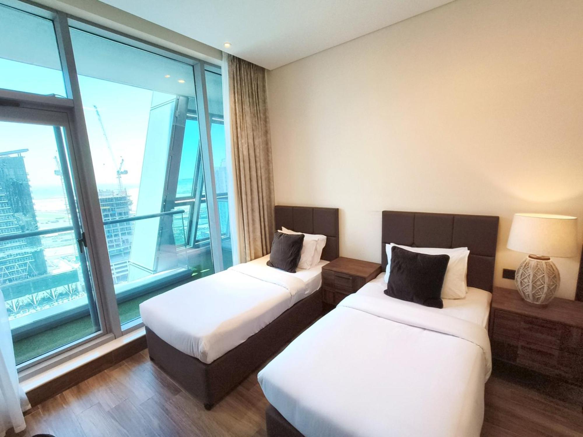 Apartamento Unlock J One Downtown Dubái Exterior foto