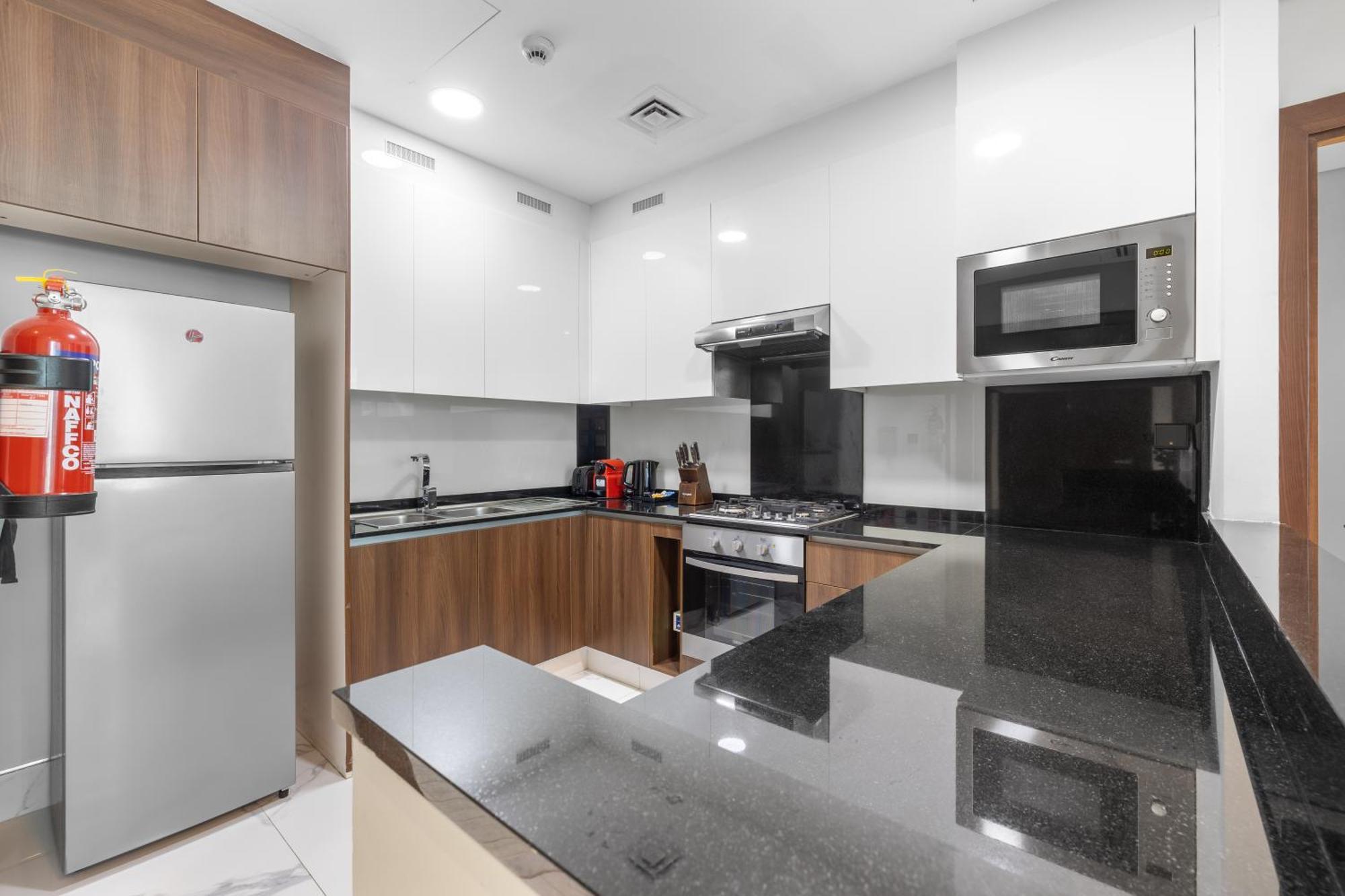 Apartamento Unlock J One Downtown Dubái Exterior foto