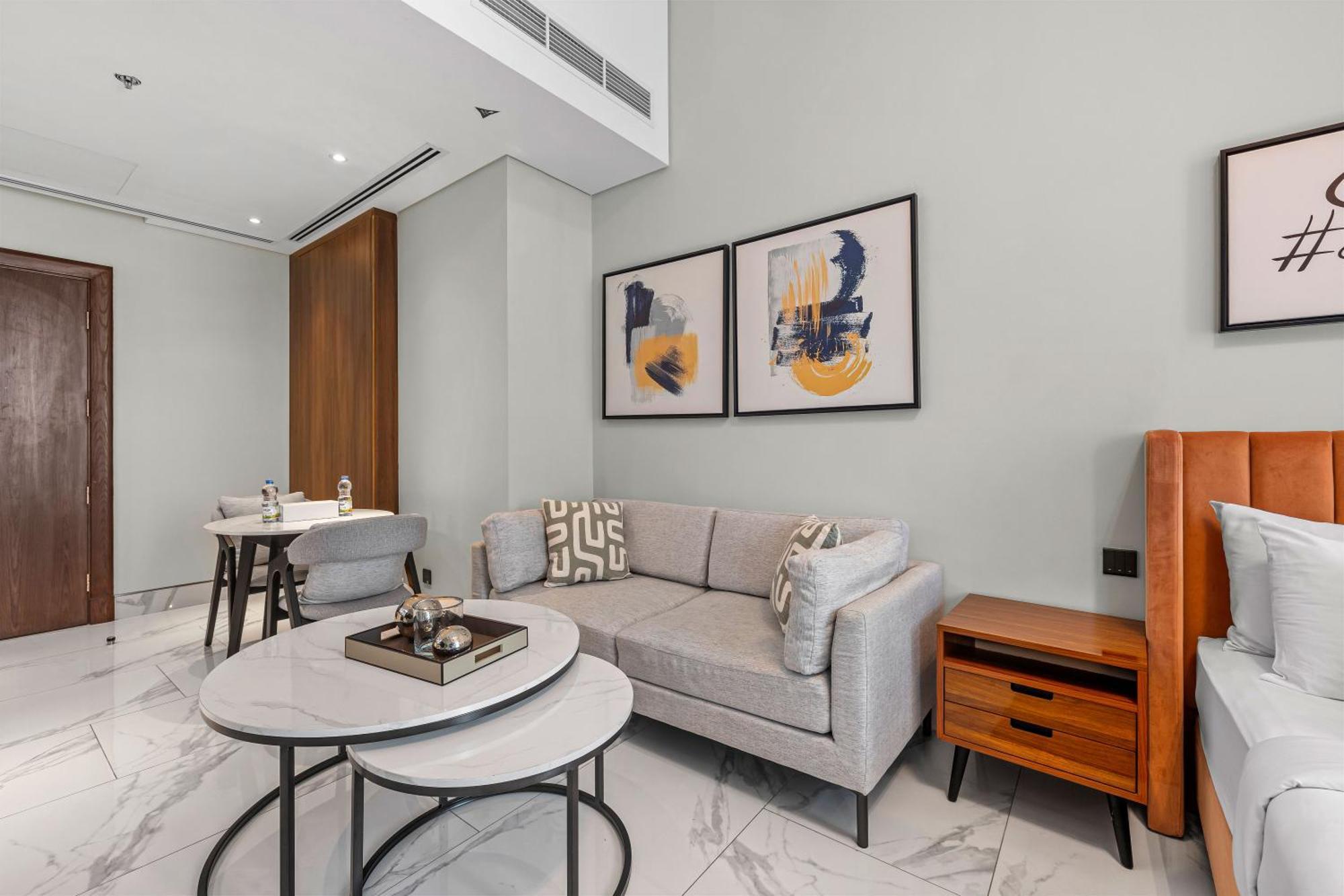 Apartamento Unlock J One Downtown Dubái Exterior foto
